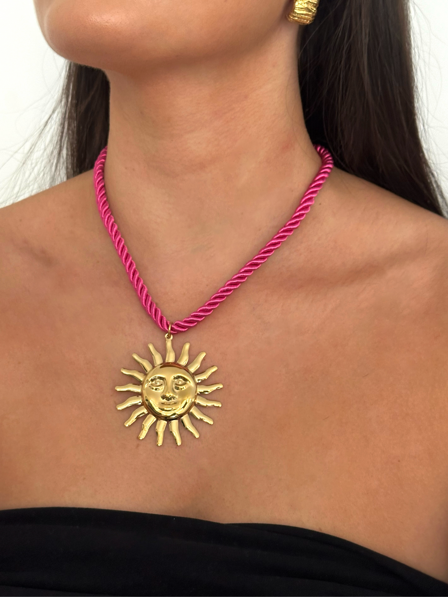 Collier soleil rose
