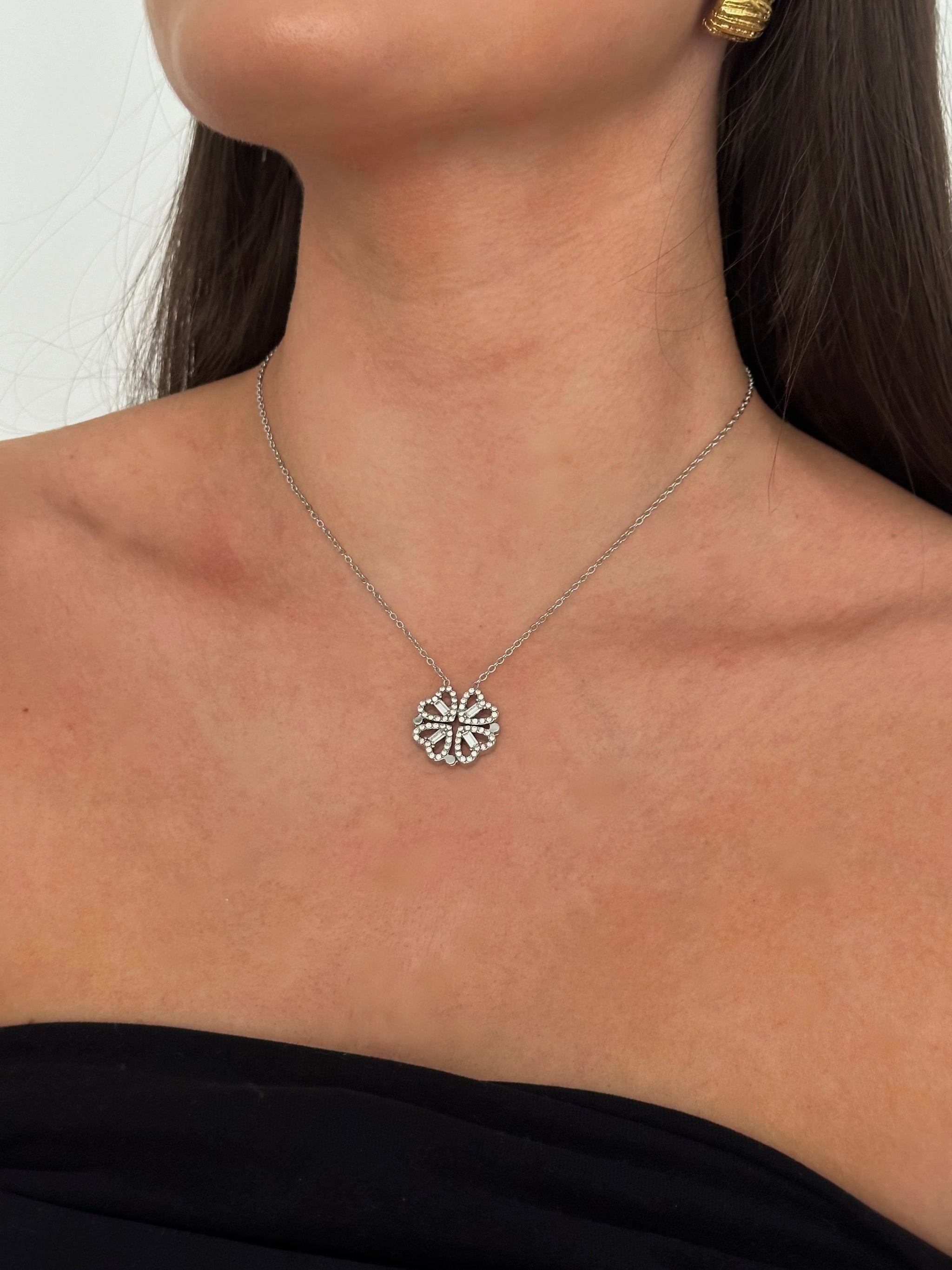Heart clover necklace 