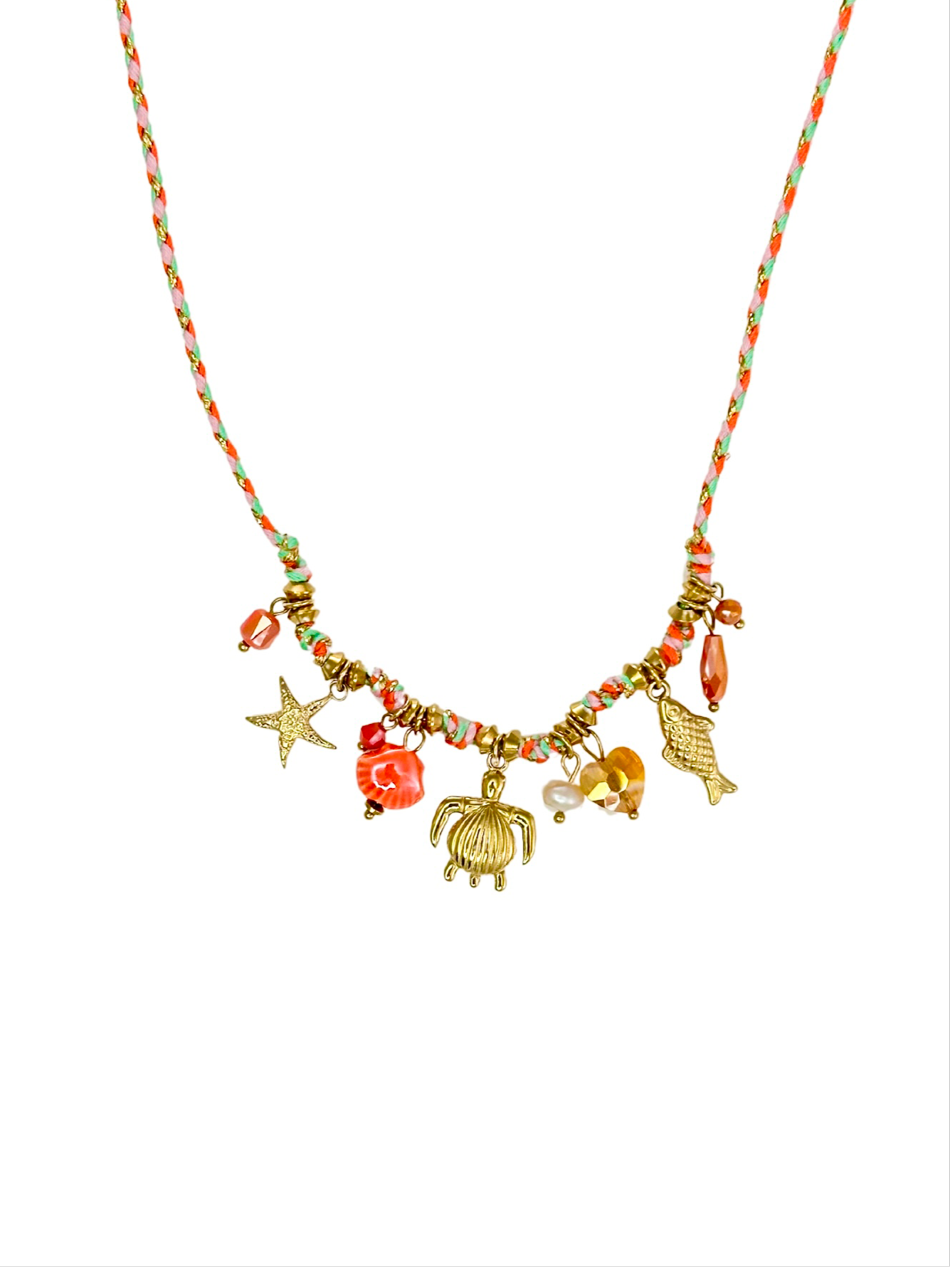 Collier breloque dans le style plage