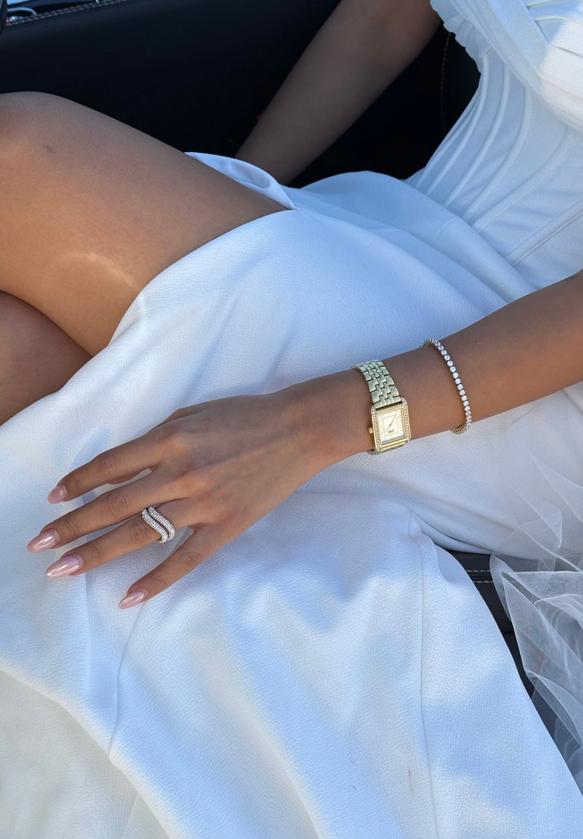 INFINITY-RING MIT PAVÉ-BESATZ