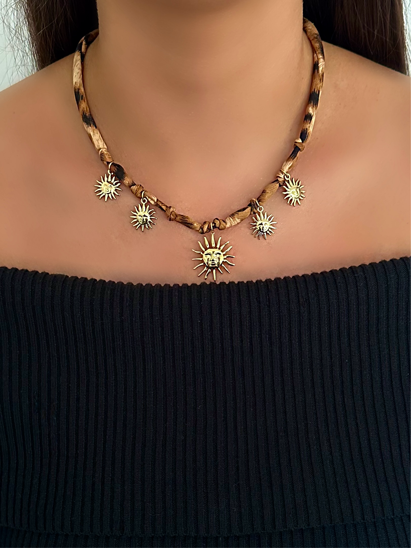 Collier Louisa