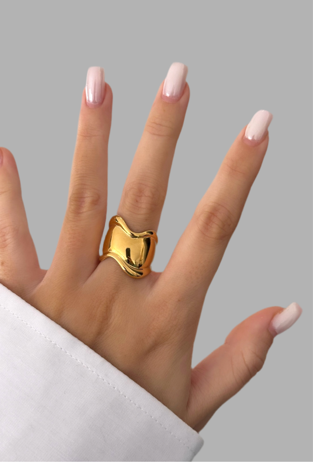 LYNA RING 